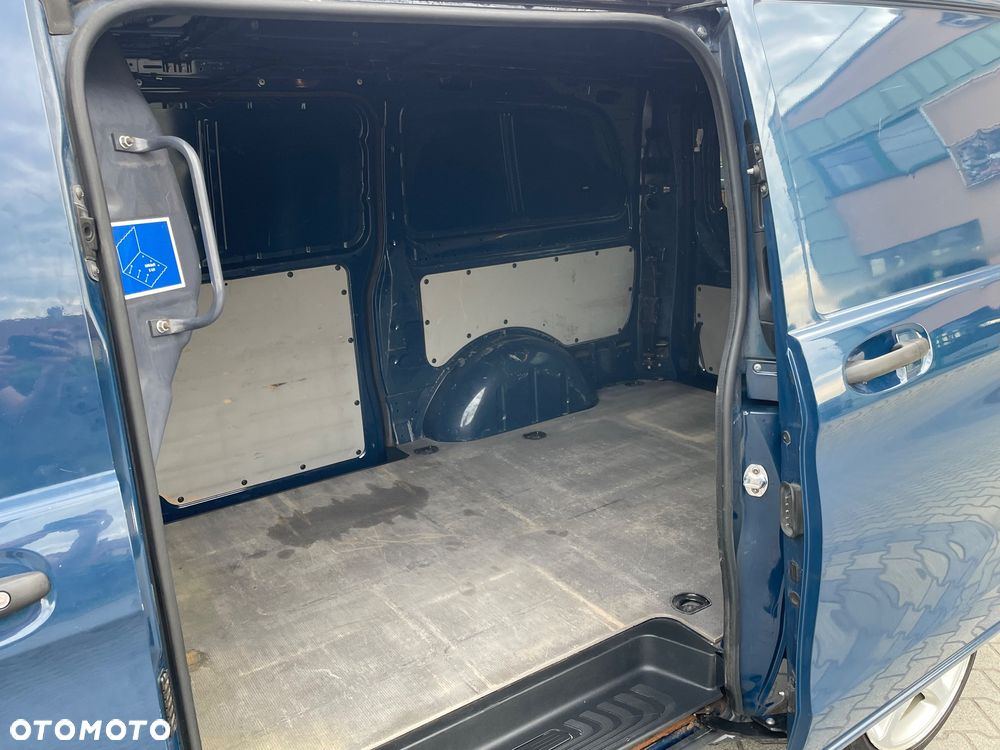 Mercedes-Benz Vito - 17