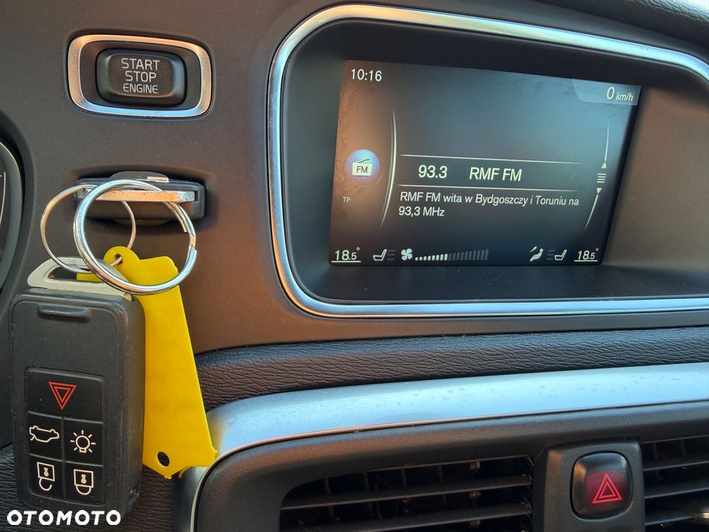 Volvo V40 D2 RDesign - 26