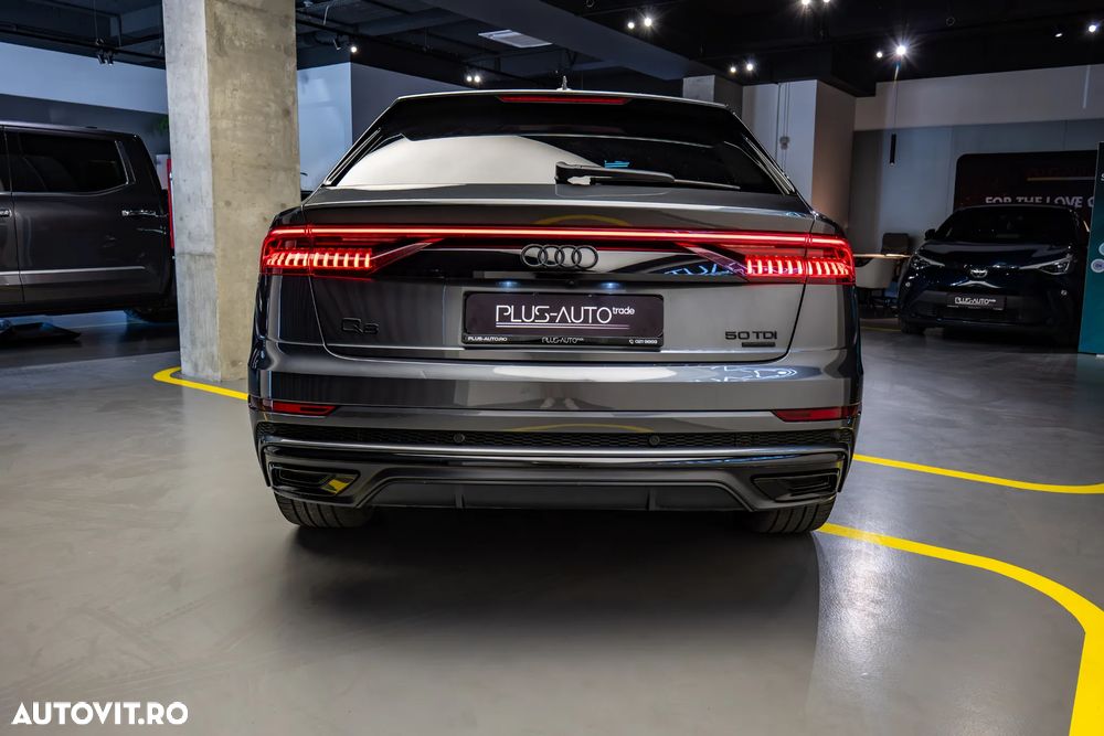 Audi Q8 - 36