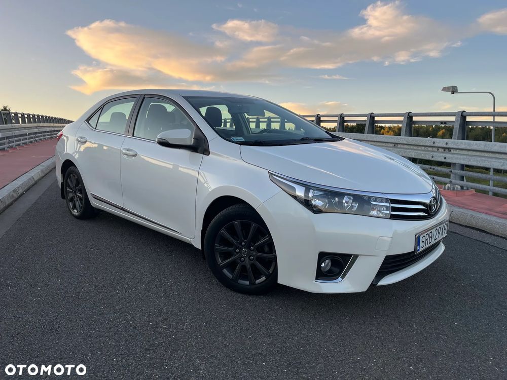 Toyota Corolla 1.6 Premium EU6 - 2