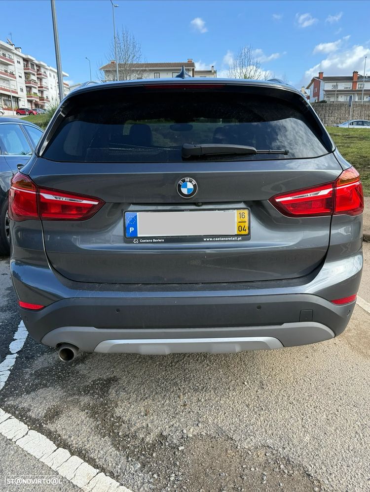 BMW X1 16 d sDrive Line xLine - 4