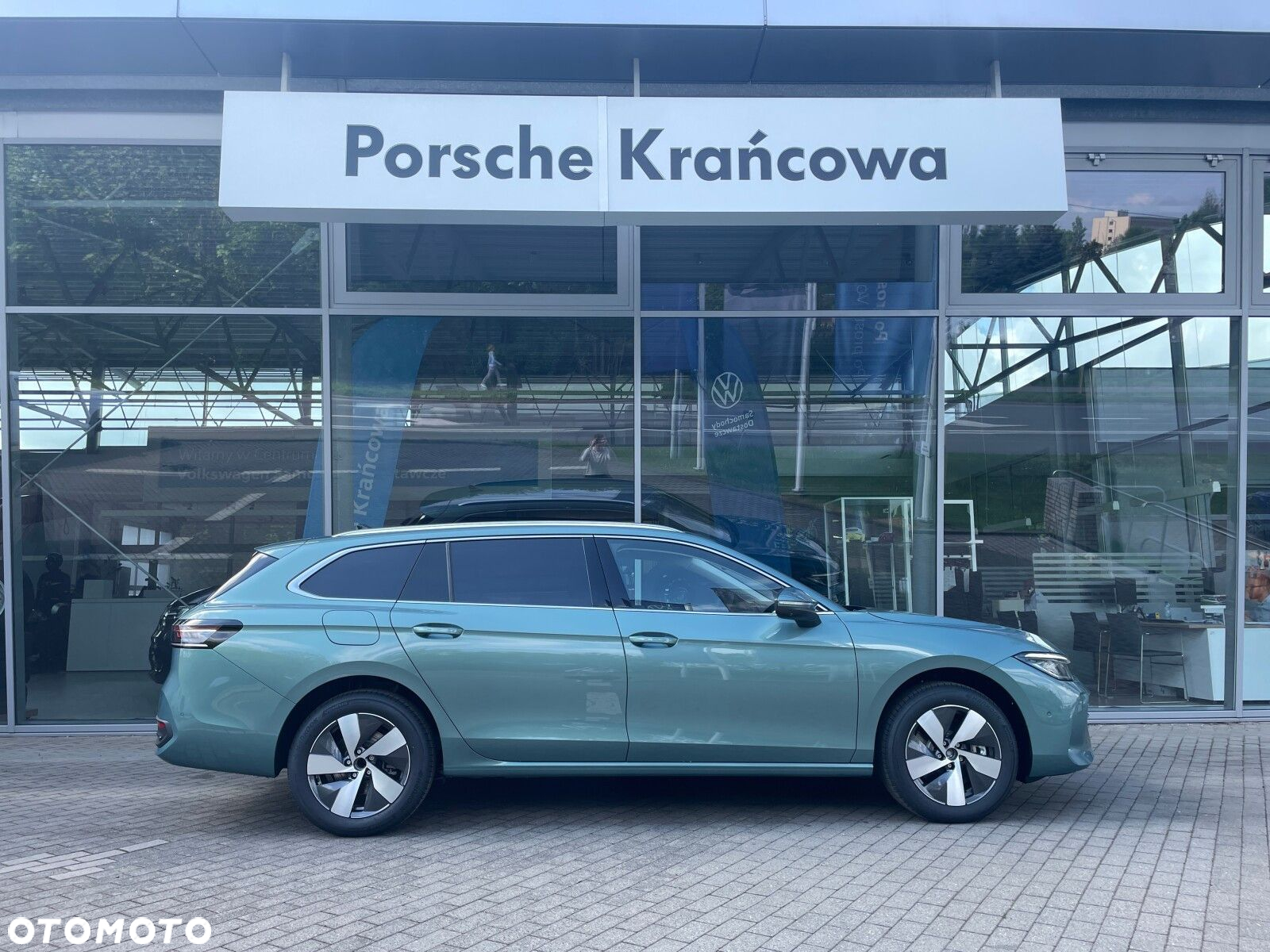 Volkswagen Passat - 8