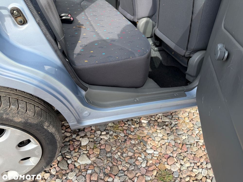 Suzuki Alto 1.1 GL - 16