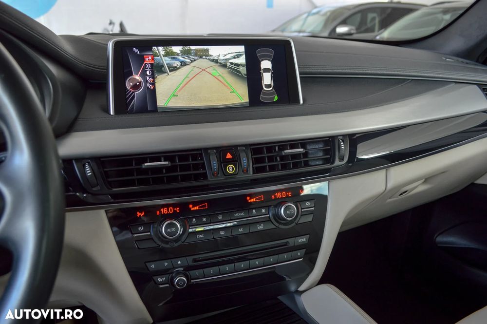 BMW X6 xDrive30d - 17