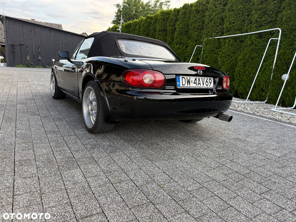 Mazda MX-5 1.8 16V - 11