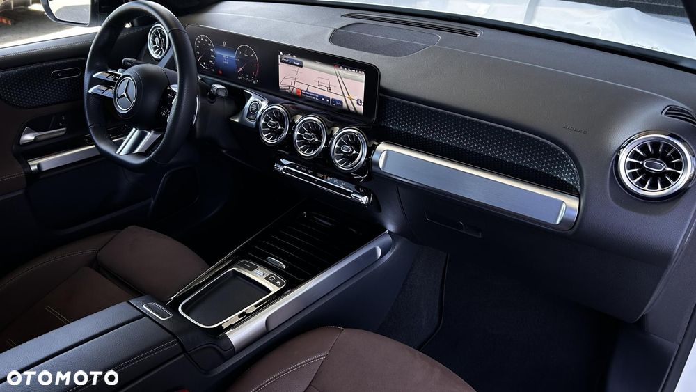Mercedes-Benz GLB 200 d AMG Line 8G-DCT - 22