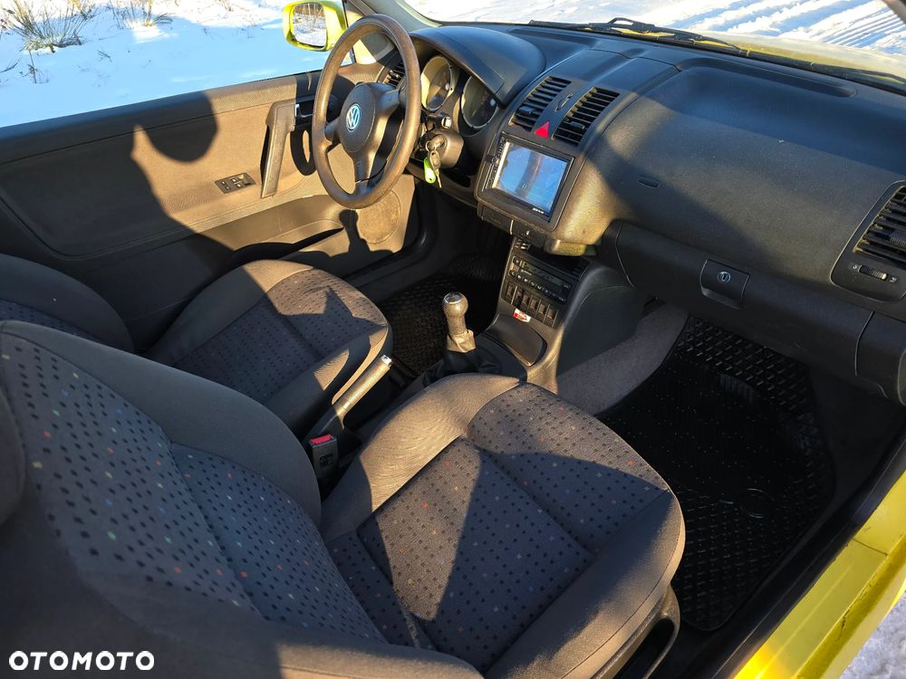 Volkswagen Polo 1.4 TDI Highline - 8