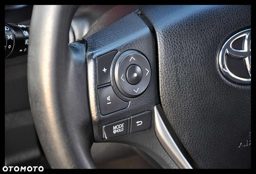 Toyota Auris - 34