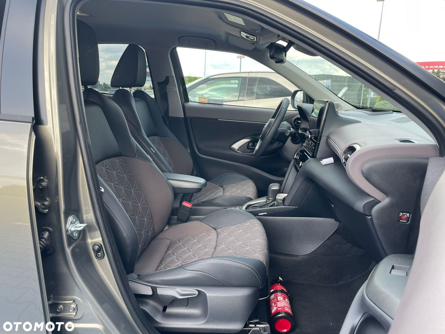 Toyota Yaris Cross - 18