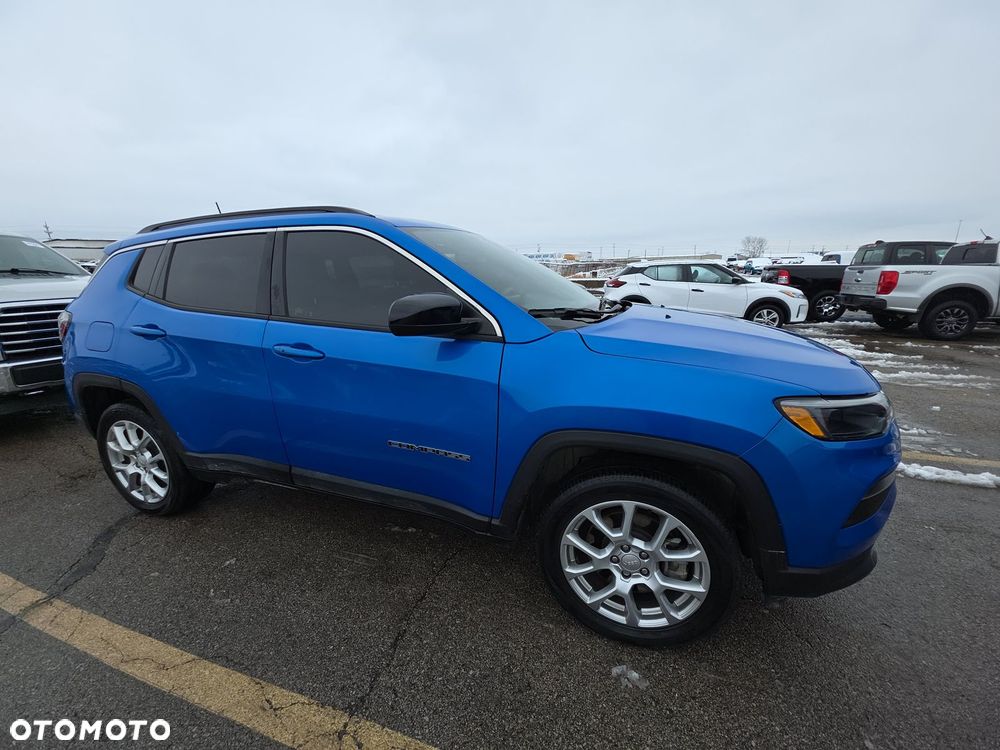 Jeep Compass - 4