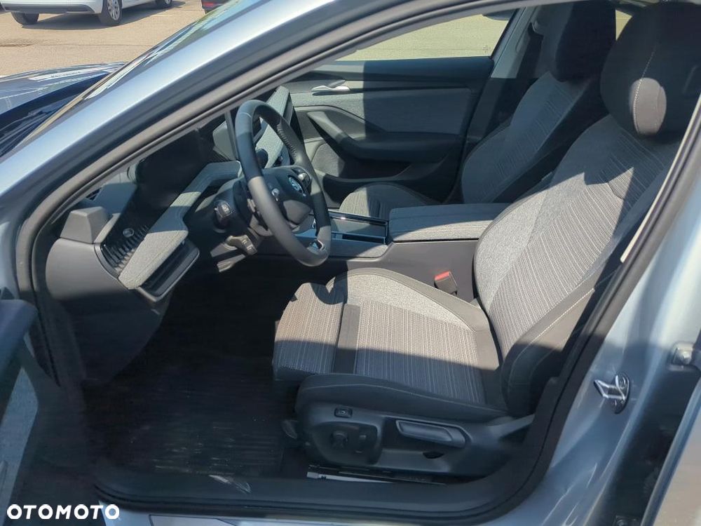 Skoda Superb 1.5 TSI mHEV Selection DSG - 5