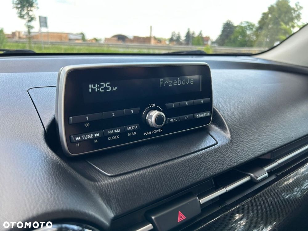 Mazda 2 - 18