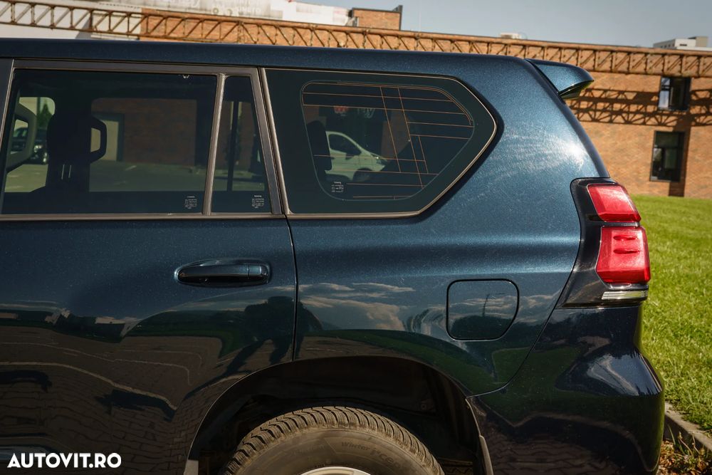 TOYOTA Land Cruiser 2018 — imagine 6