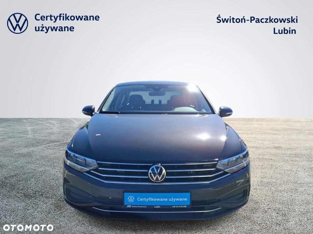 Volkswagen Passat 2.0 TDI EVO Business - 11