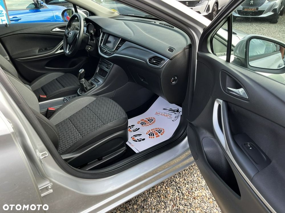 Opel Astra - 8