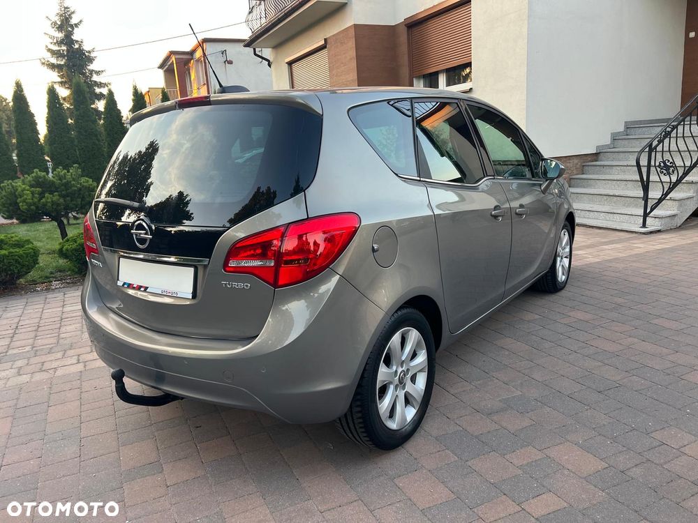 Opel Meriva 1.4 T Essentia - 11