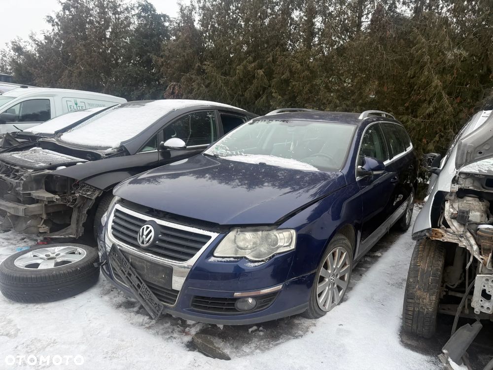 VW Passat B6 Sedan 2.0 TDI DSG Zderzak Drzwi Klapa Błotnik - 1
