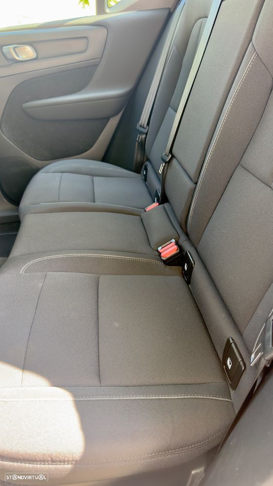 Volvo XC 40 T4 Recharge DKG Essential - 19