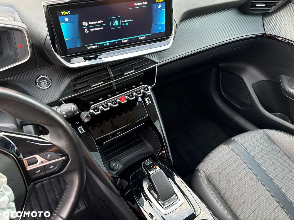 Peugeot 208 Elektromotor 136 E-Style - 19