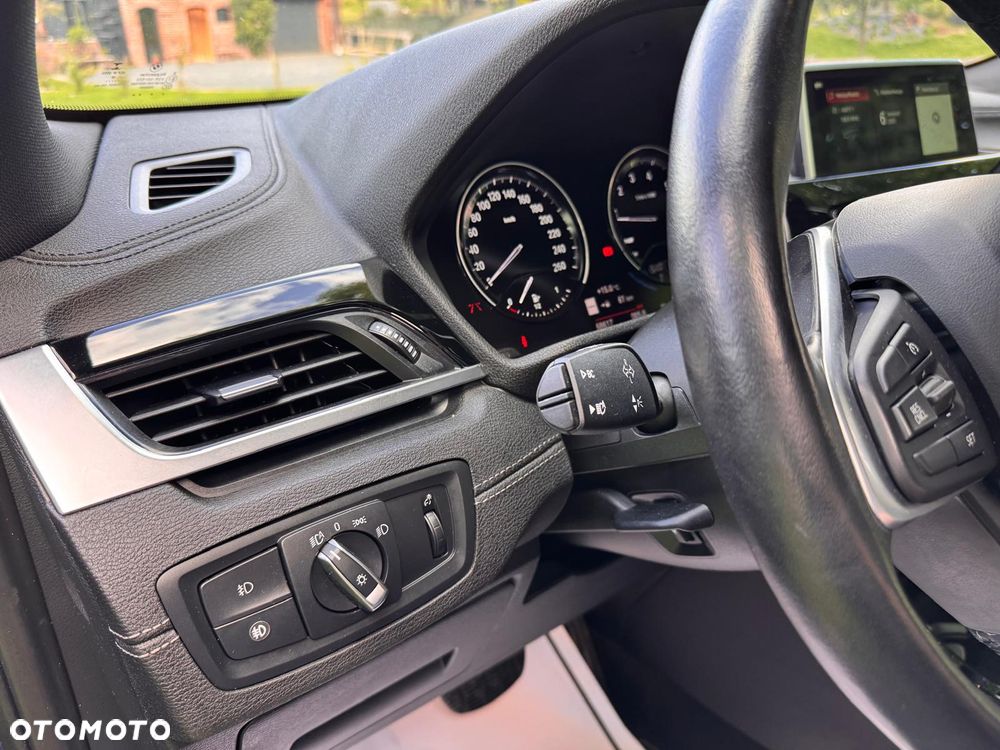 BMW X2 ver-sdrive20i-advantage - 33