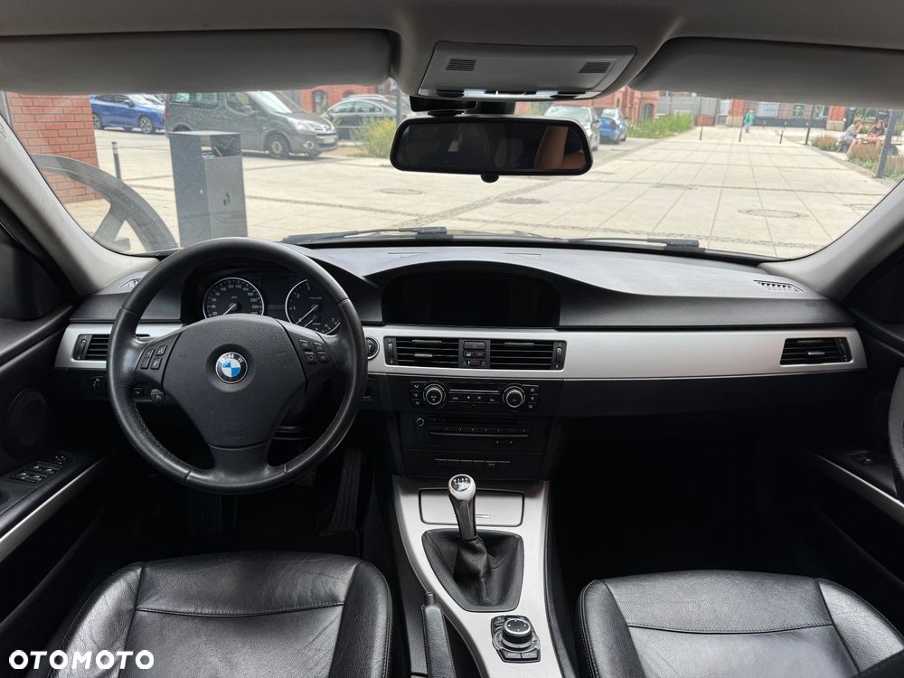 BMW Seria 3 - 14