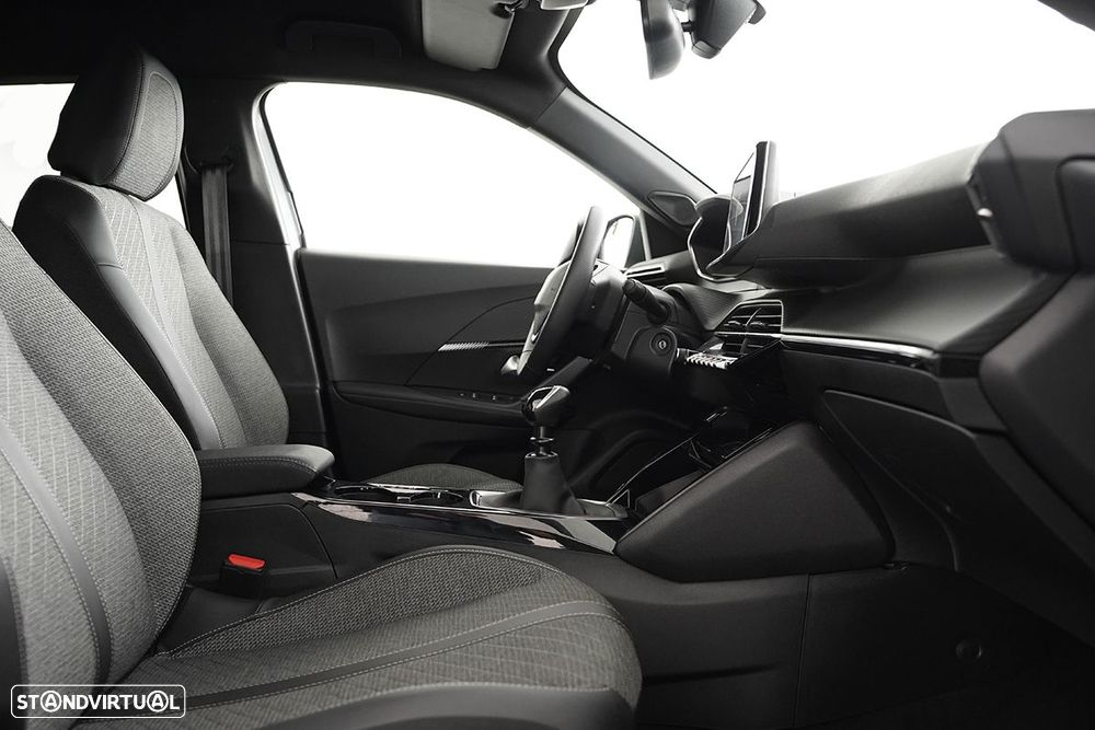 Peugeot 2008 1.2 PureTech Allure - 21