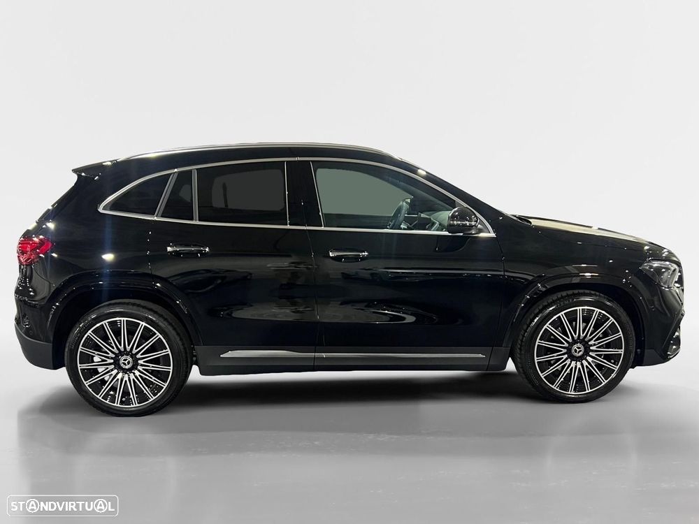 Mercedes-Benz GLA 180 d - 6