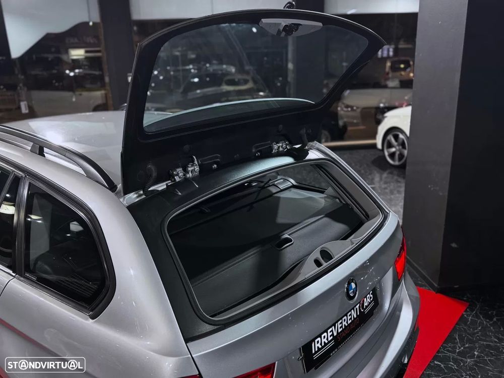 BMW 320 d Touring Sport - 24