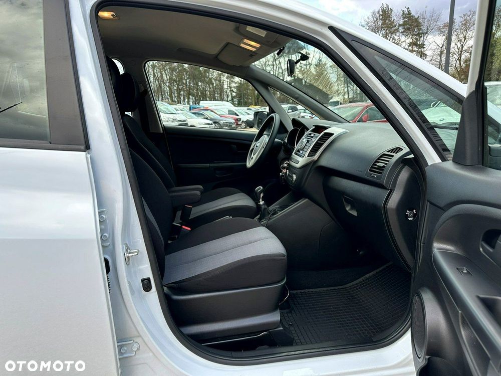 Kia Venga 1.4 CRDi M - 18