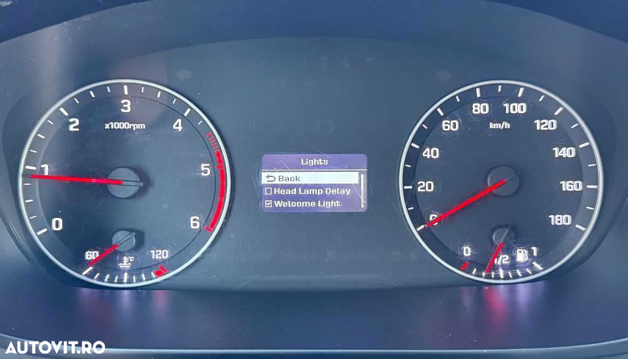 Hyundai H350 PRELATA CU DORMITOR - 26