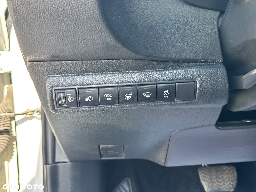 Toyota Corolla 1.8 Hybrid Comfort - 21