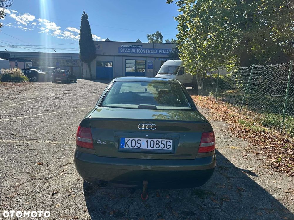 Audi A4 Avant 2000 photo 3