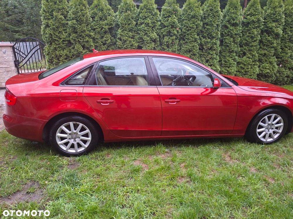 Audi A4 Limousine - 36