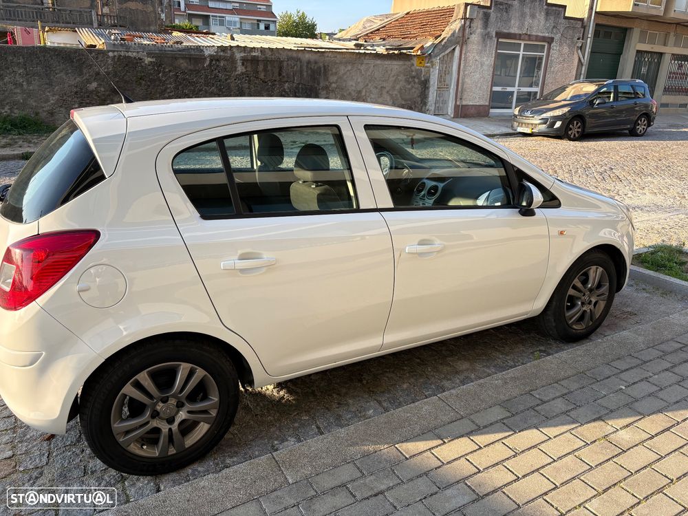 Opel Corsa 1.3 CDTI Enjoy EcoFLEX - 5