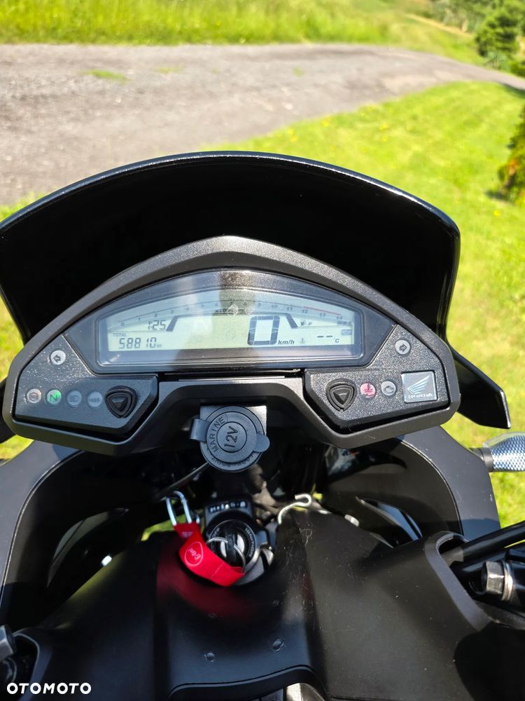Honda VFR - 8