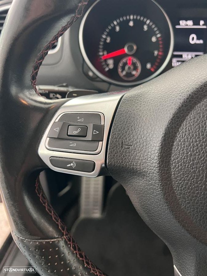 VW Golf 2.0 TSi GTI DSG - 17