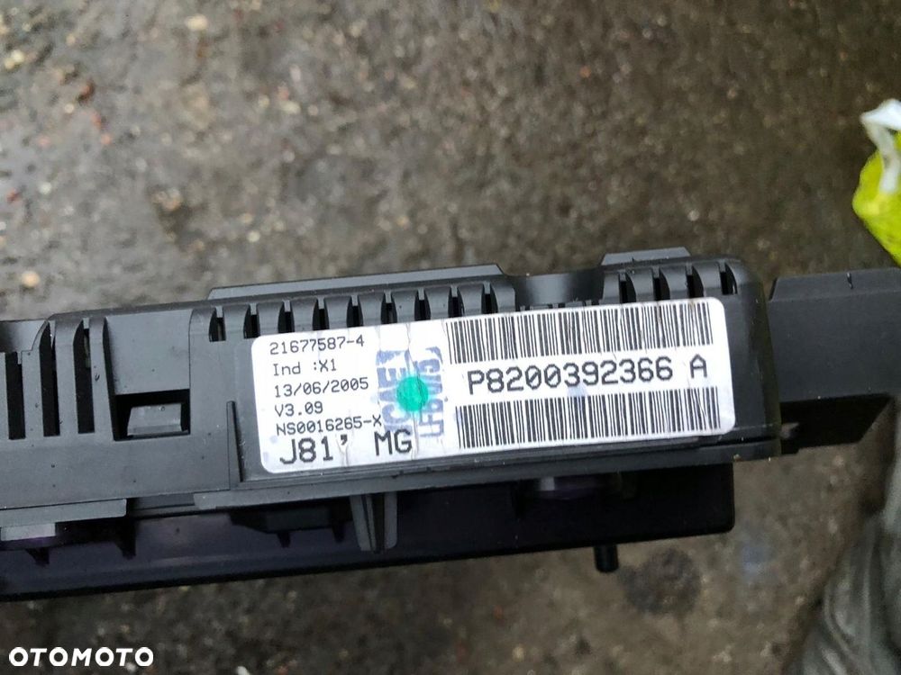 RENAULT ESPACE 4 IV WYŚWIETLACZ LICZNIK ZEGARY P8200392366a - 2