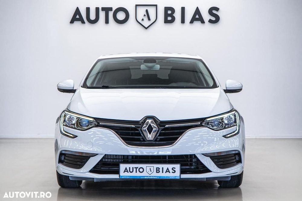 Renault Megane TCe 140 GPF EDC ZEN - 23
