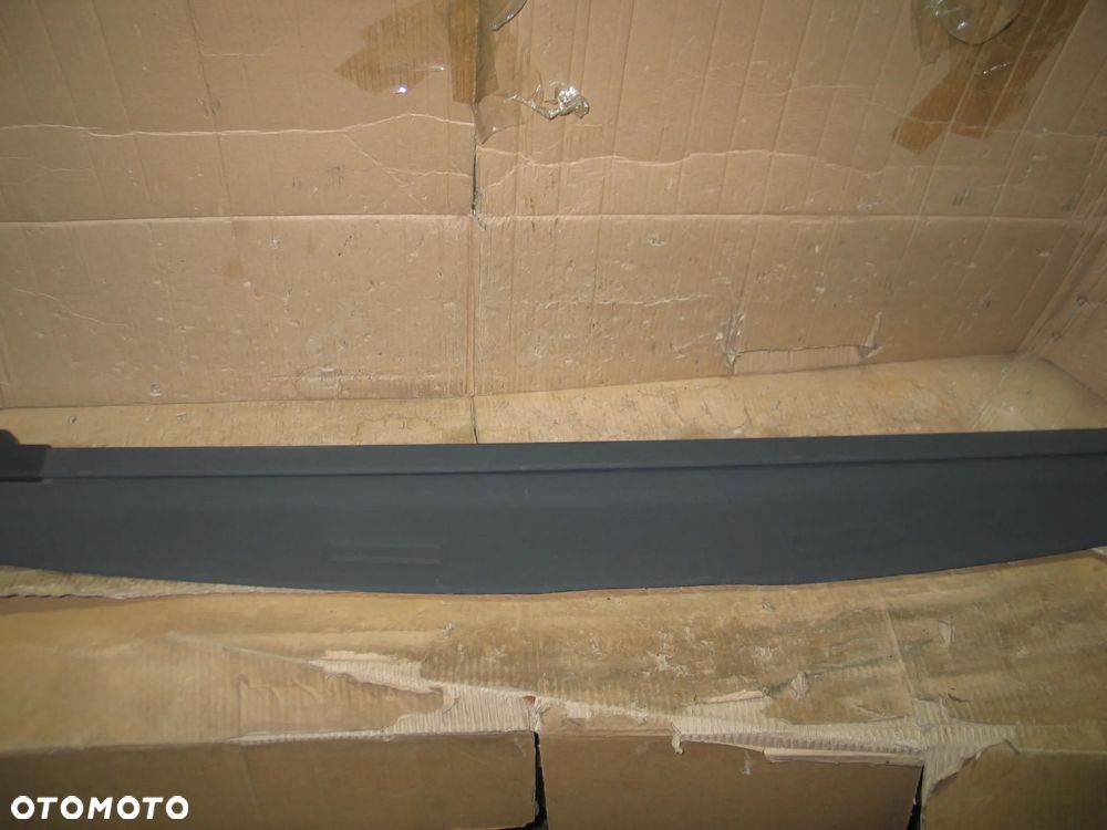 Roleta bagaznika vw T5 T6 mulitivan caravelle 7E5867773A oryginal - 1
