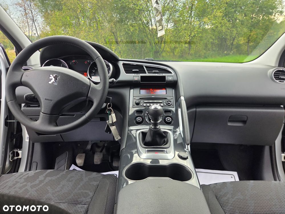 Peugeot 3008 1.6 HDi Premium - 17