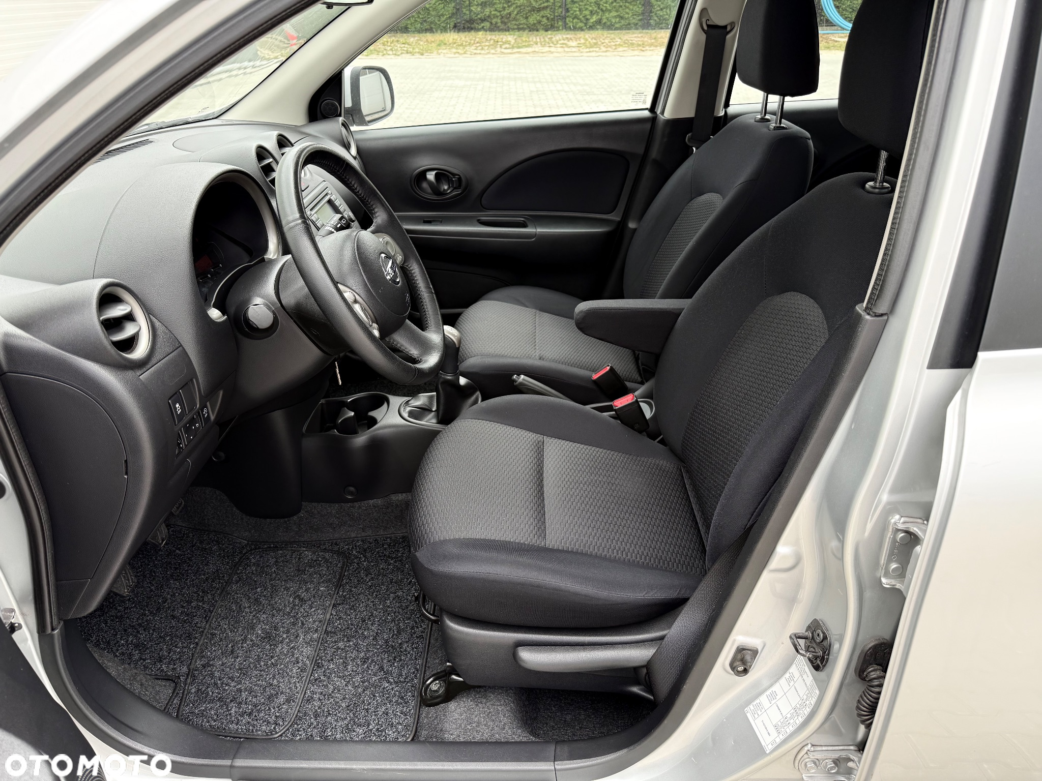 Nissan Micra - 10