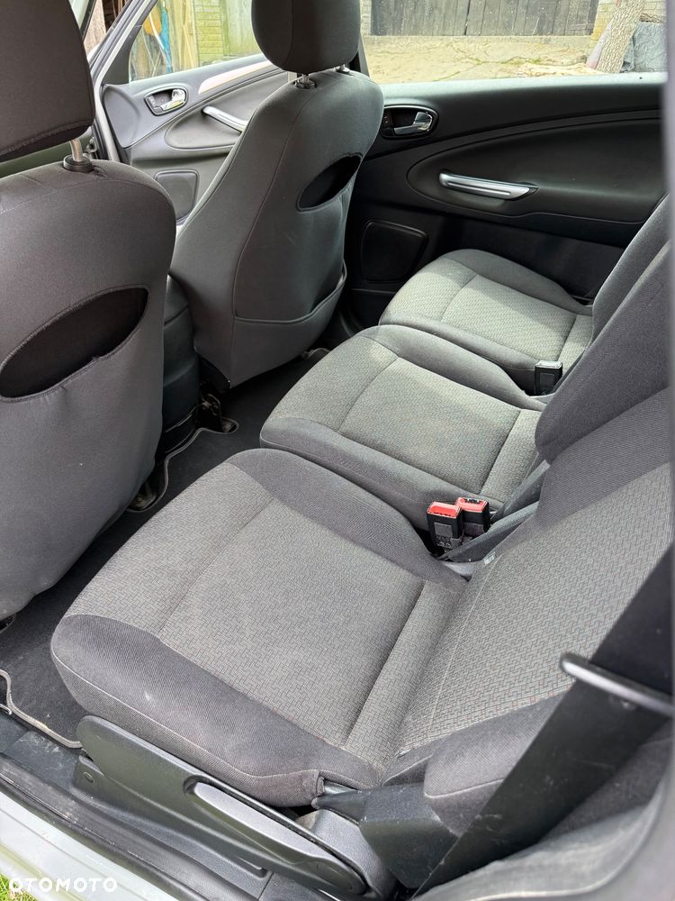Ford S-Max - 4