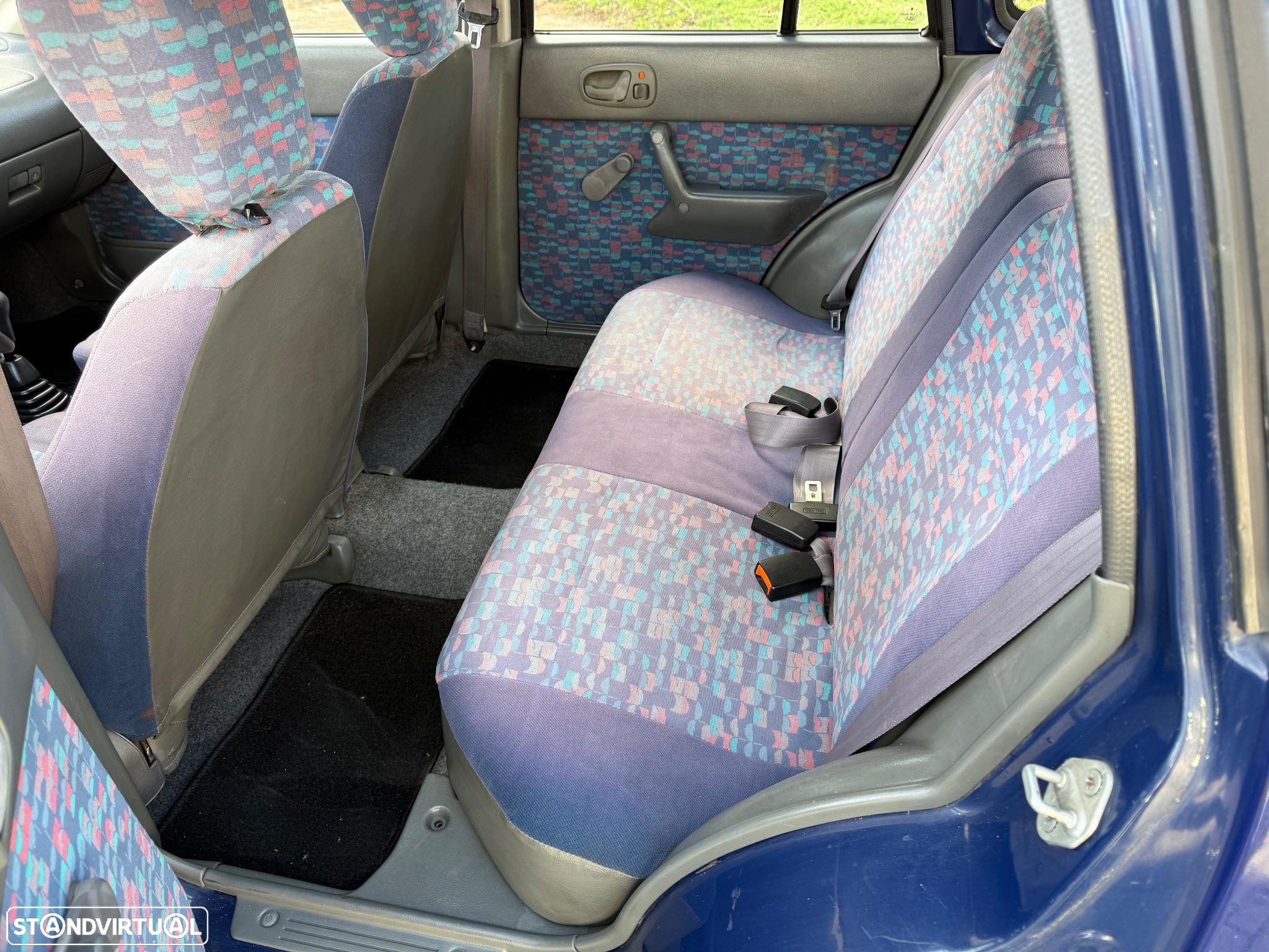 Suzuki Swift 1.0 GLX DA - 14