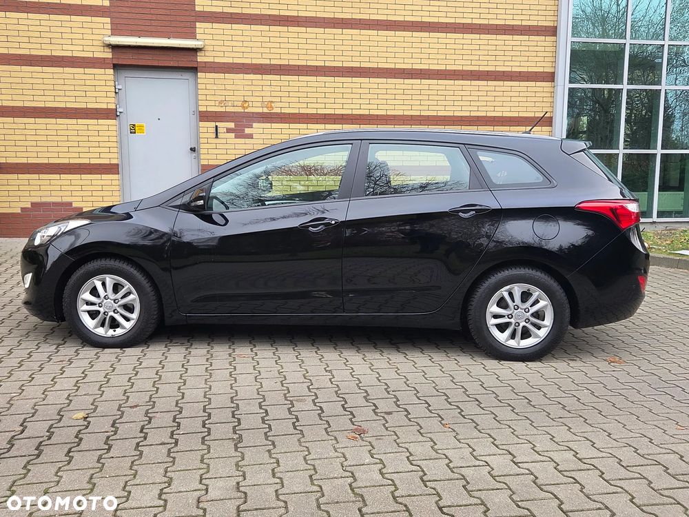 Hyundai i30 i30cw 1.6 CRDi Trend - 12
