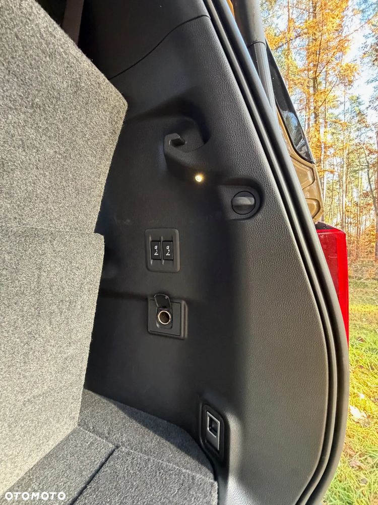 Toyota Land Cruiser - 18