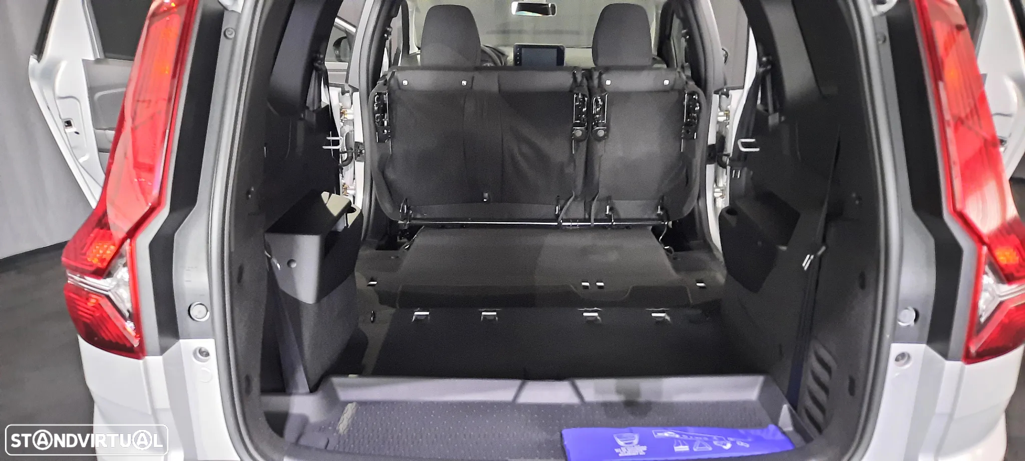 Dacia Jogger 1.0 TCe SL Extreme+ Up&Go 7L - 44
