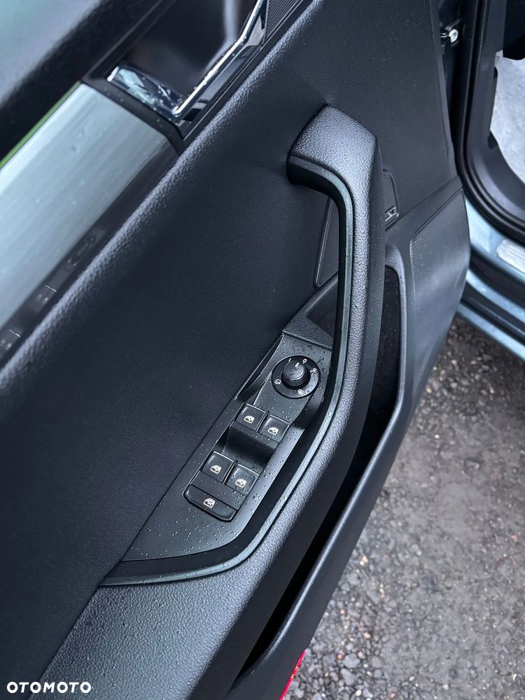 Skoda Superb 2.0 TDI DSG Premium Edition - 10