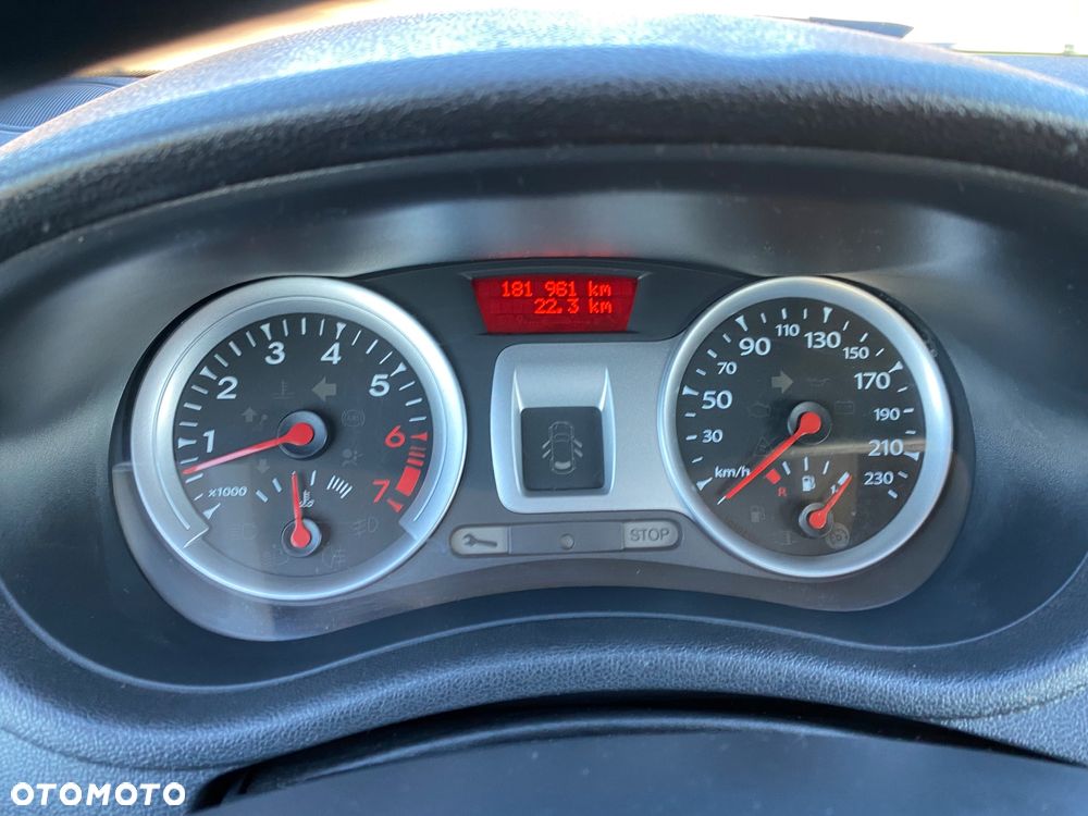 Renault Clio 1.2 TCE Authentique - 19