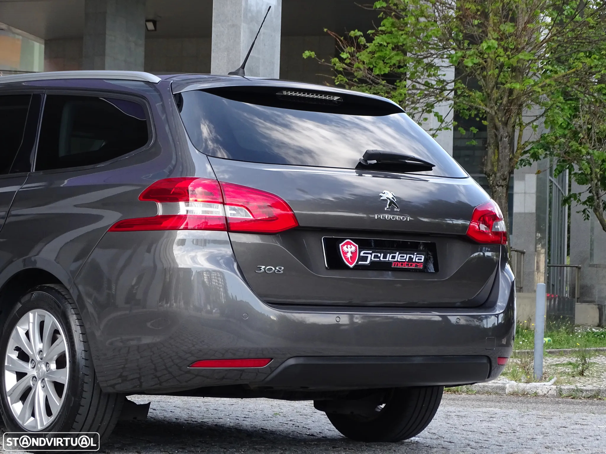 Peugeot 308 SW 1.5 BlueHDi Style - 22