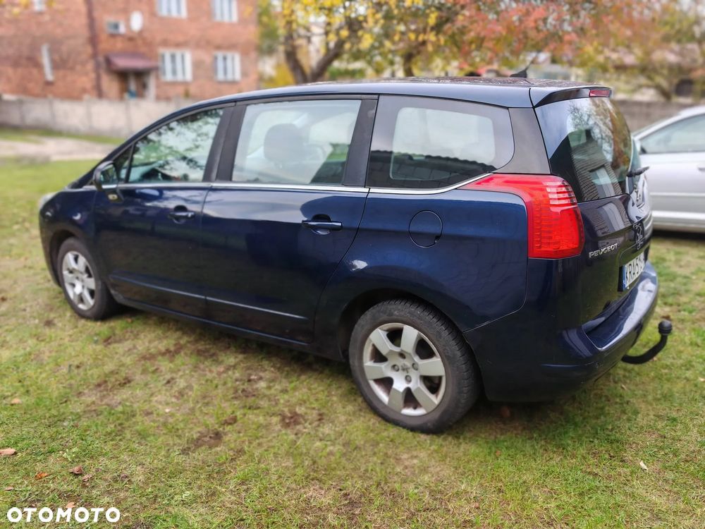 Peugeot 5008 - 7